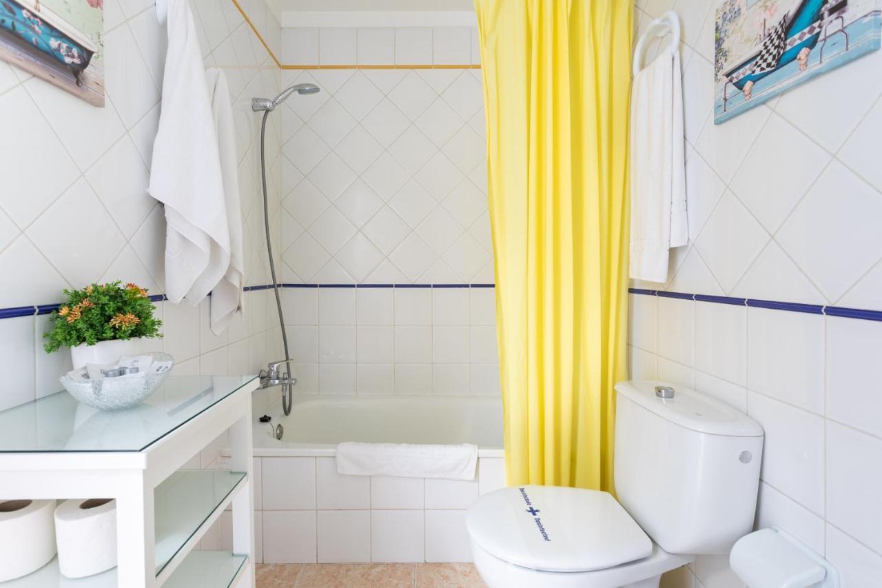 Deluxe 2 * La Laguna (Tenerife)